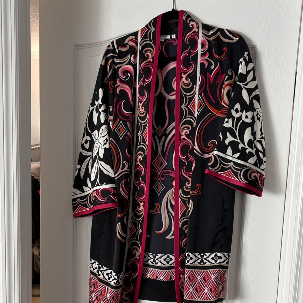 Chico’s elegant Black & Pink Women's Jacket size S/M
